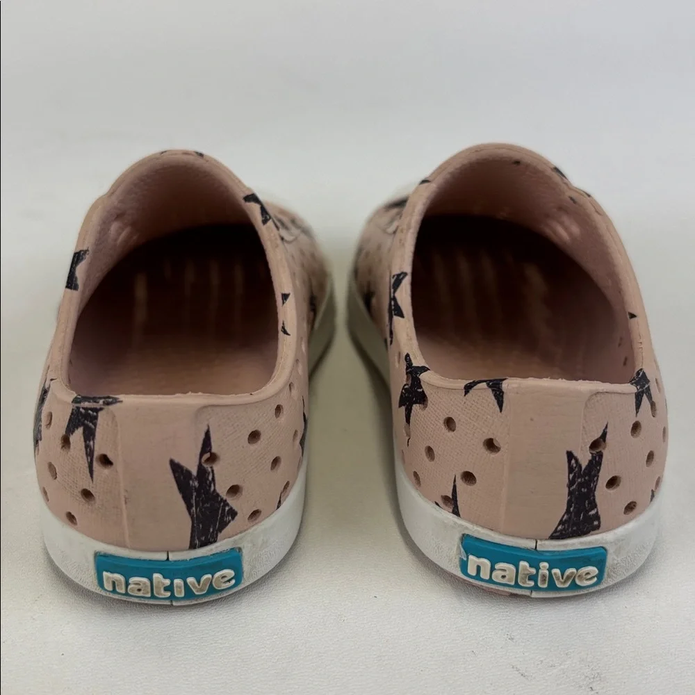 NATIVE Jefferson Slip On Sneakers Tan Black Stars Waterproof Size C6